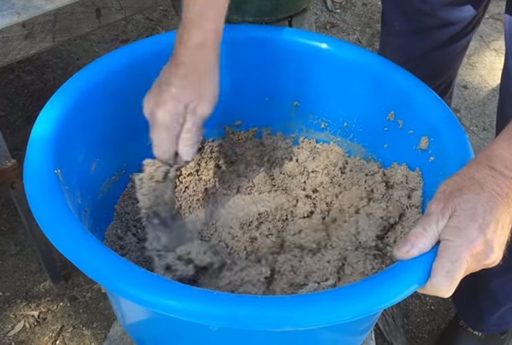 Basic: Heat resistant refractory concrete mix